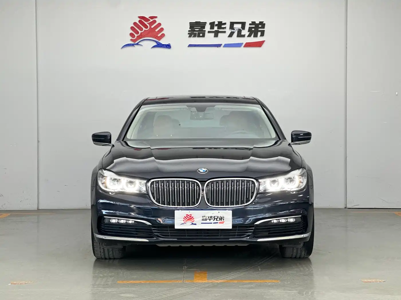 BMW 7 Series 2016 730Li Leading фото 3
