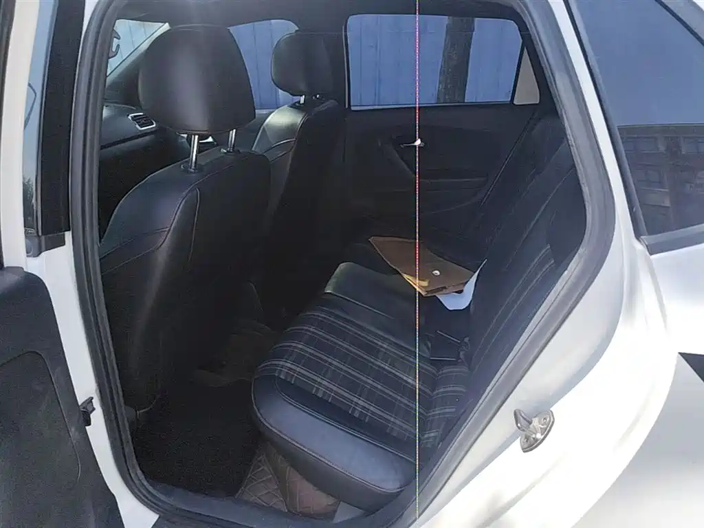 Volkswagen Polo 2012 1.4TSI GTI фото 17