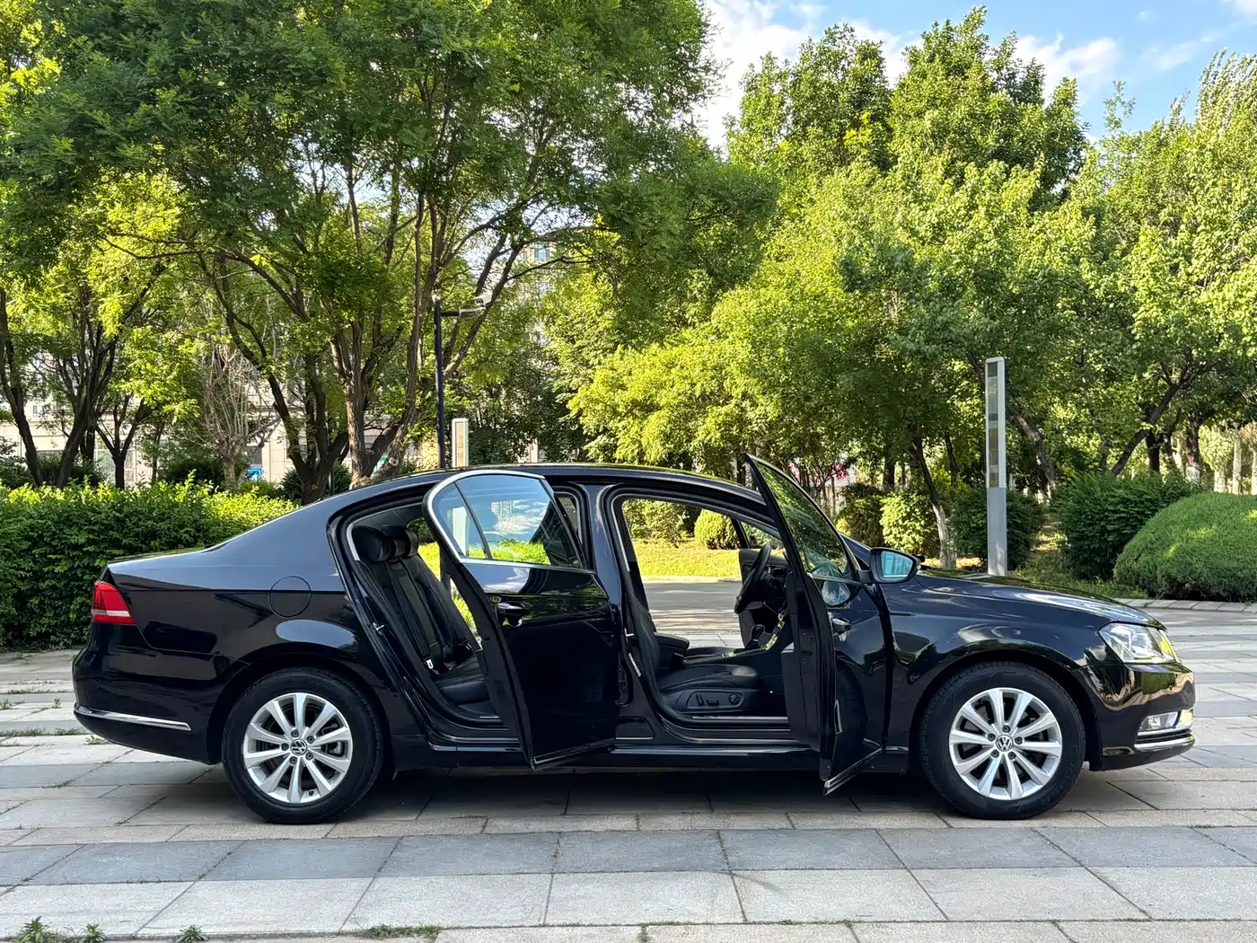 Volkswagen Magotan 2015 1.8TSI Luxury фото 10