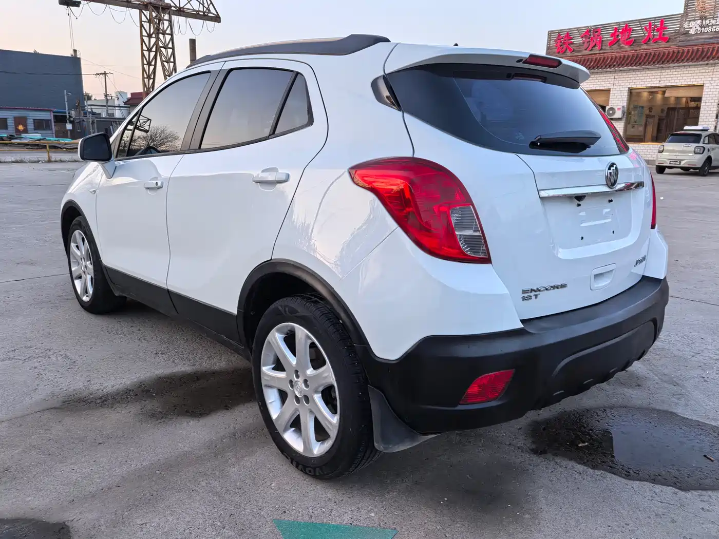 Buick Encore 2015 1.4T Automatic 2WD Urban Elite фото 5