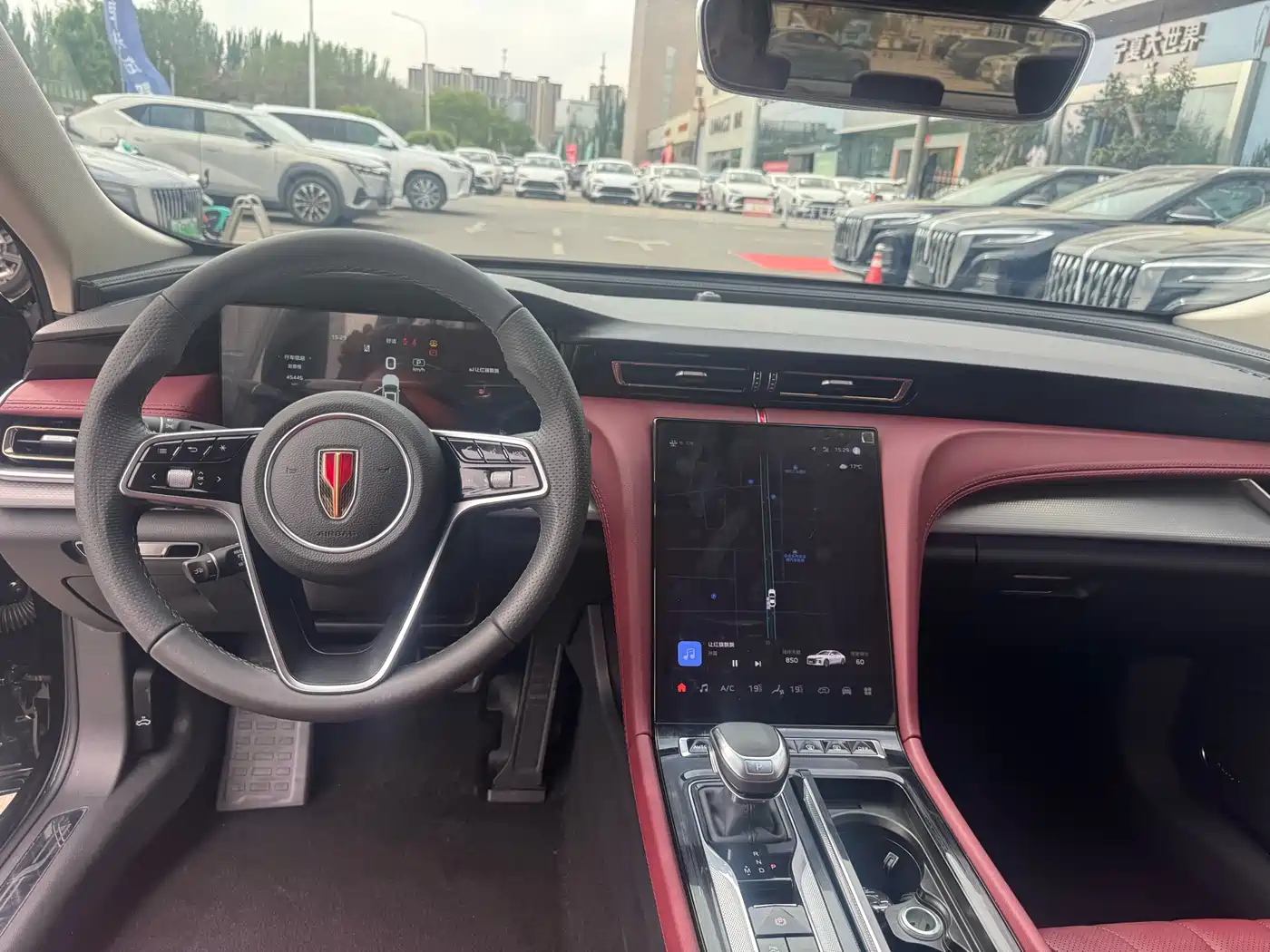 Hongqi H5 2024 2.0T Automatic Smart Connect Flag Smooth Edition фото 11