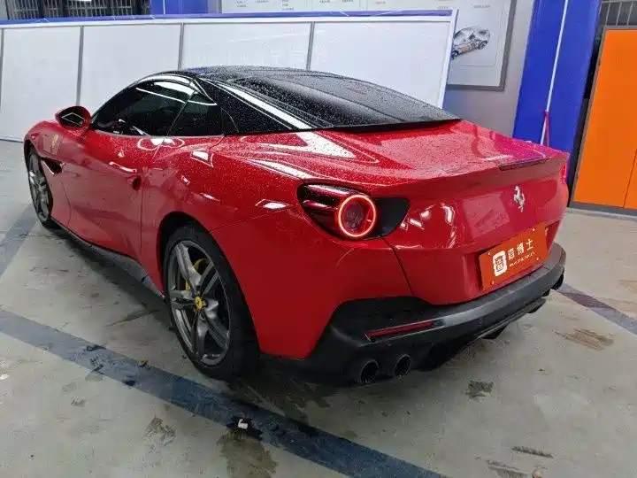 Ferrari Portofino 2019 2018 Model 3.9T