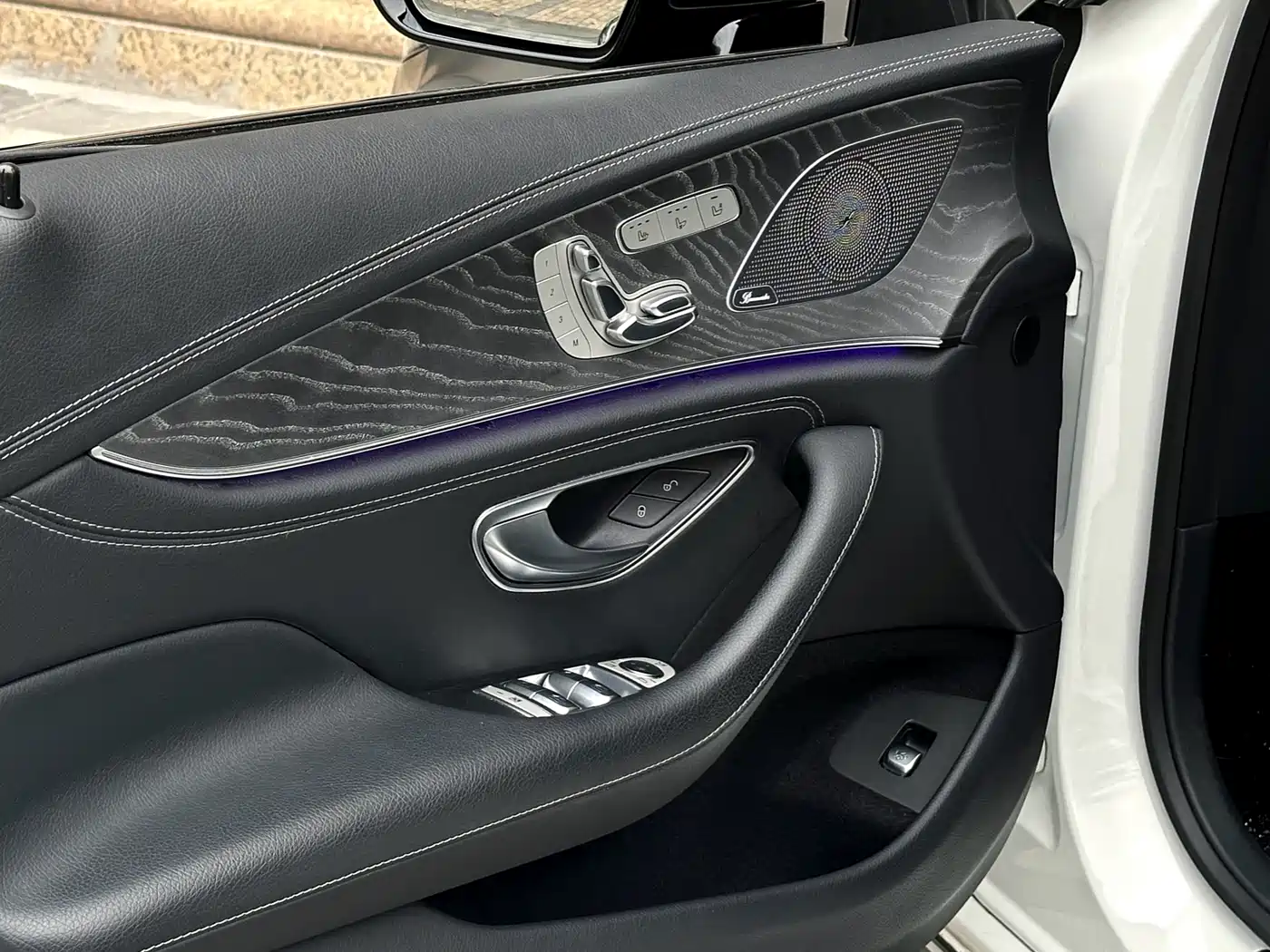 Mercedes-Benz CLS 2022 CLS 300 Dynamic фото 13