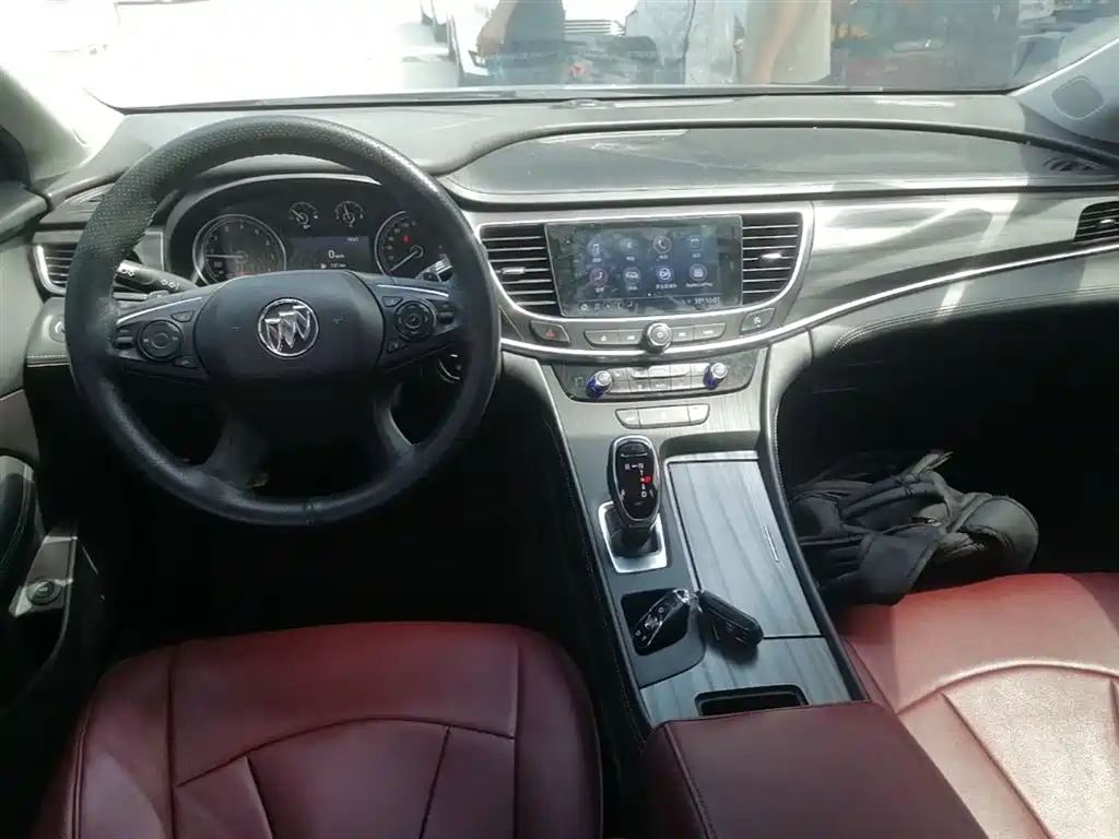 Buick LaCrosse 2021 652T Luxury Edition фото 10