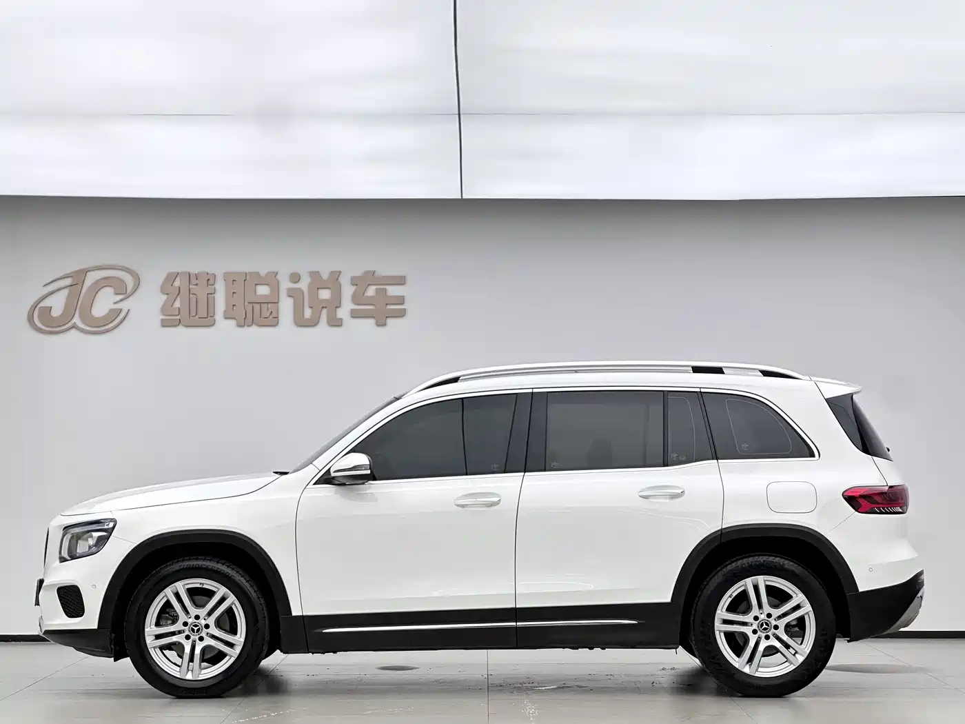 Mercedes-Benz GLB 2020 GLB 200 Dynamic фото 3