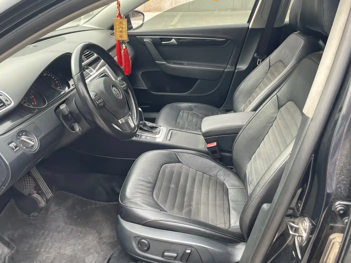 Volkswagen Magotan 2015 1.8TSI Luxury фото 7