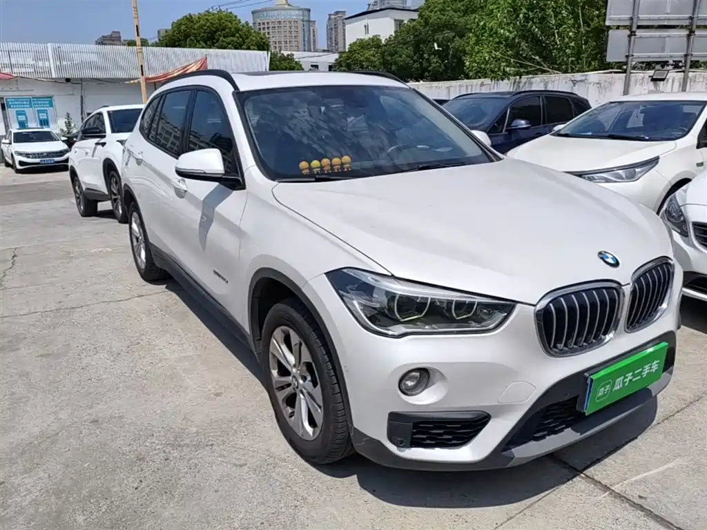 BMW X1 2016 sDrive18Li Premium Model фото 4
