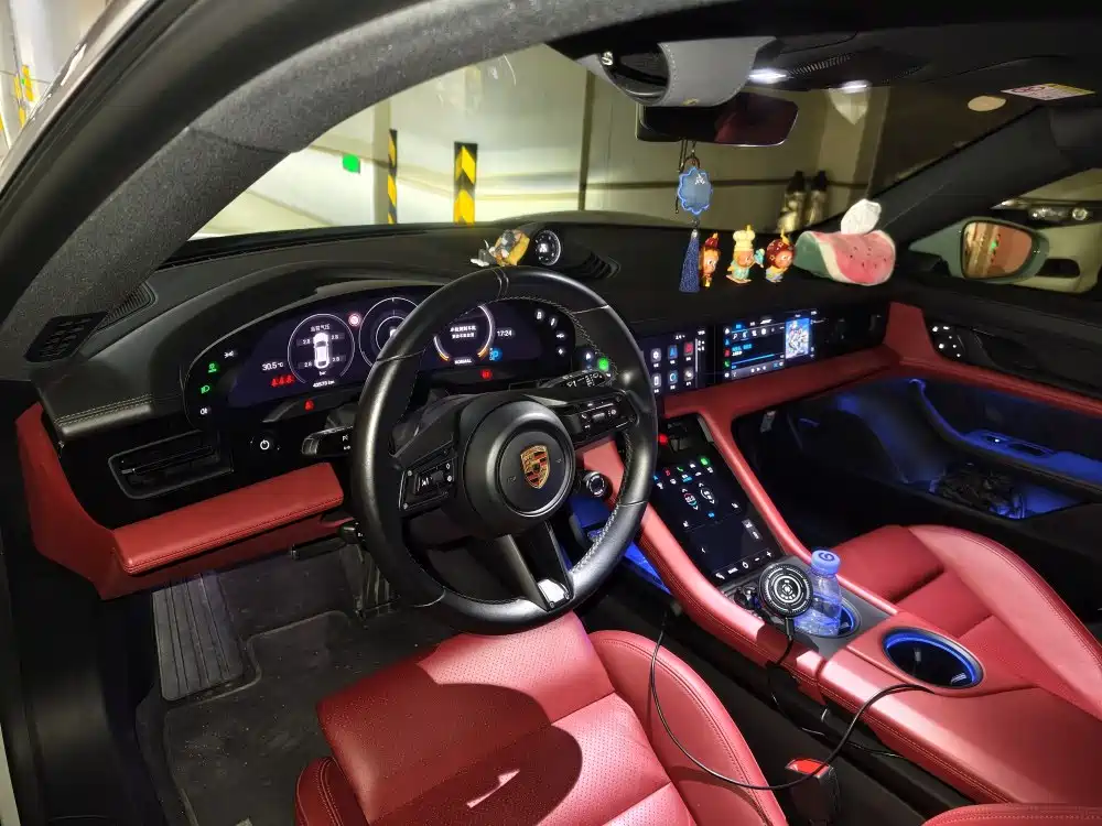 Porsche Taycan 2022 Taycan 4 Cross Turismo фото 3