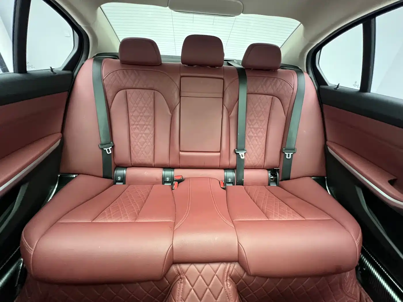 BMW 3 Series 2023 320Li M Sport Package фото 11