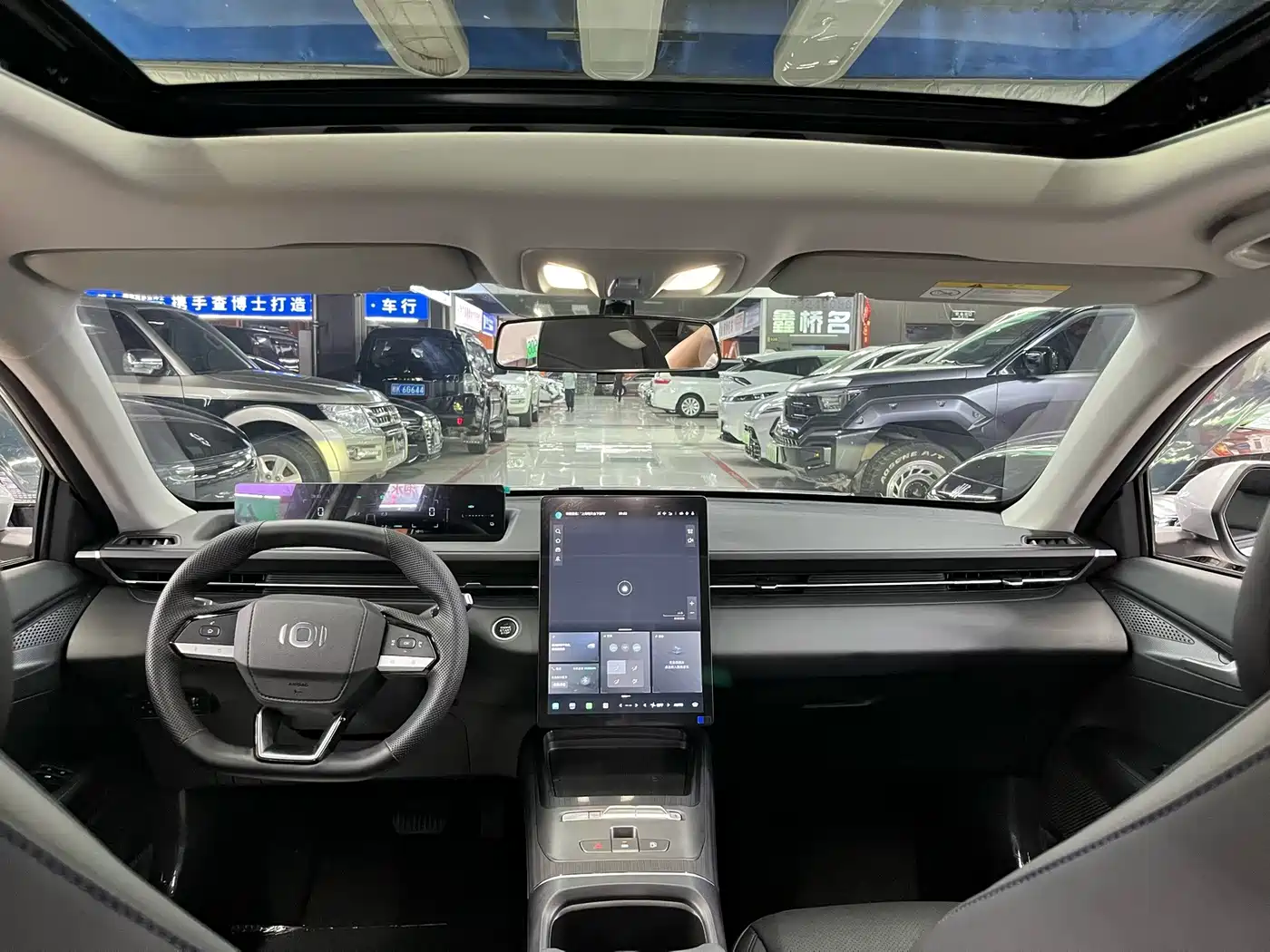Changan Qiyuan A05 2025 2024 Deluxe Edition 70 Surpass