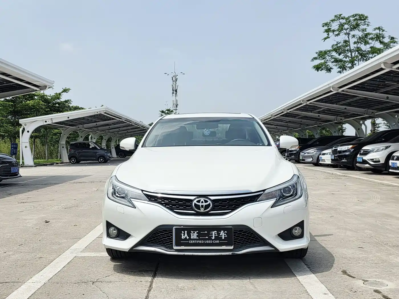 Toyota Reiz 2013 2.5V Premium Edition фото 2