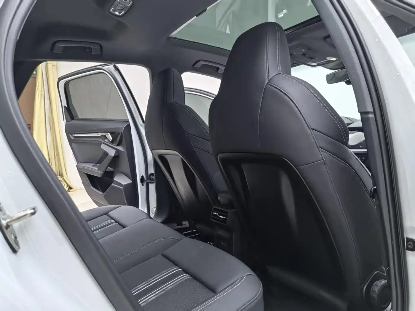 Audi A3 2024 Model Sportback 35 TFSI Fashion Sport фото 10