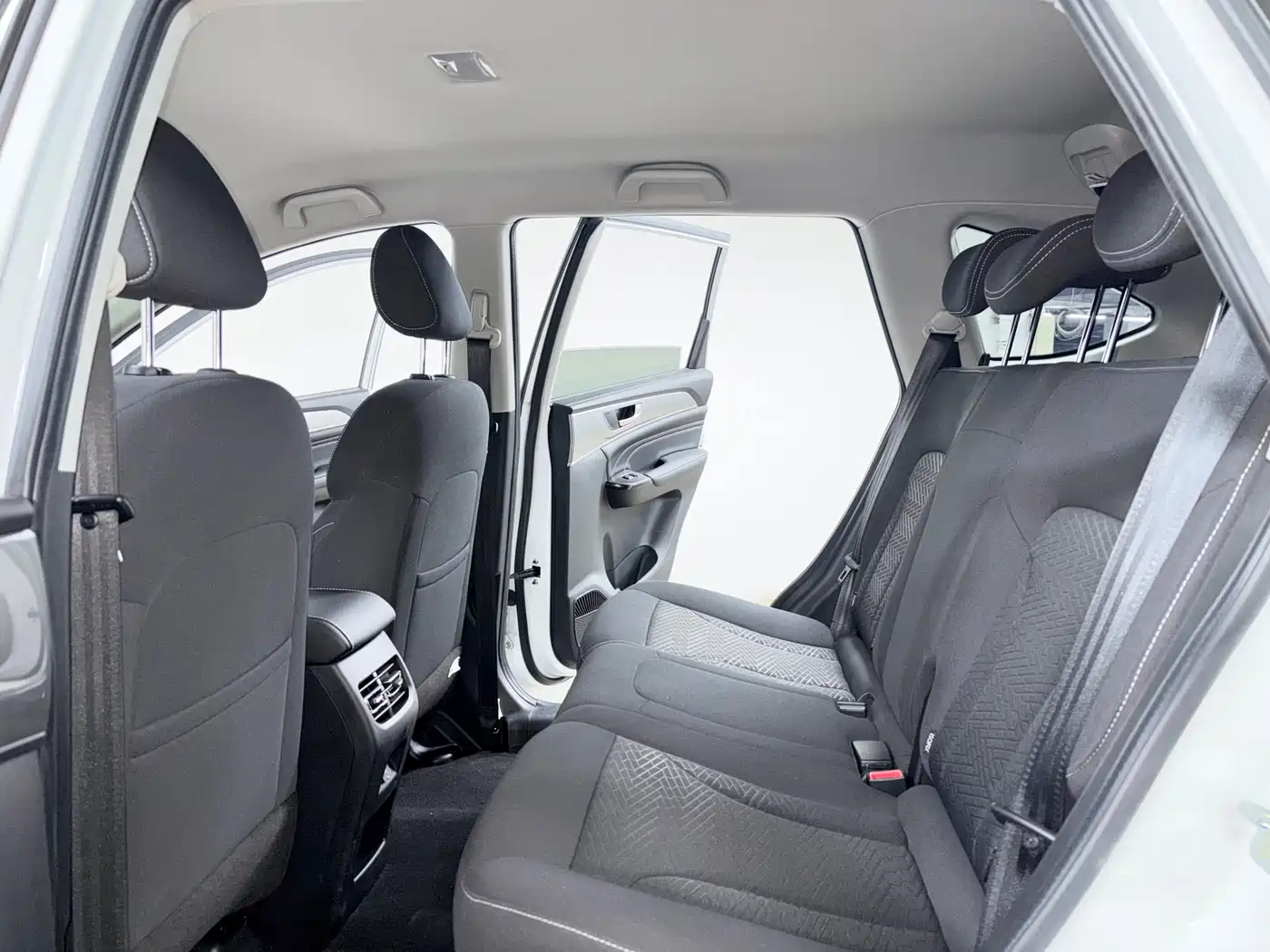 Haval M6 2023 PLUS 1.5T Manual Elite Smart Connect фото 9