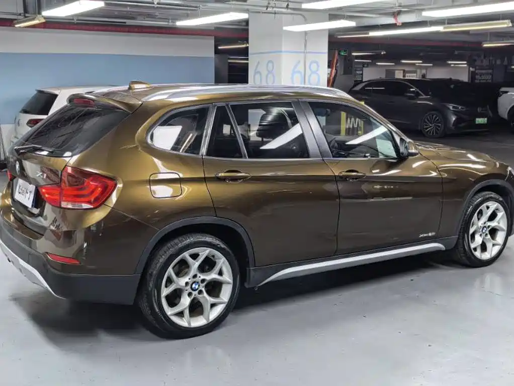 Фото 9 - BMW X1