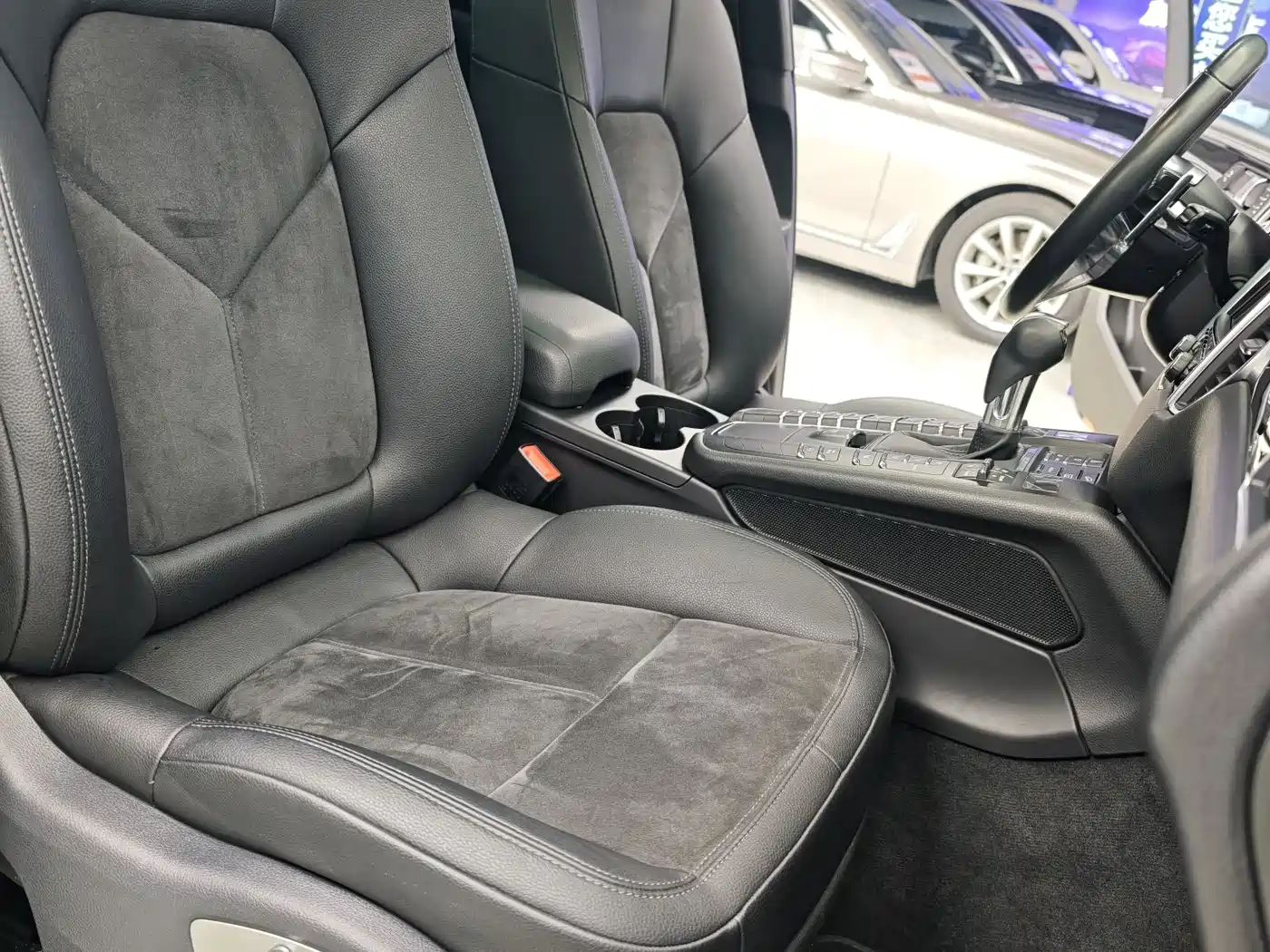 Porsche Macan 2014 Macan S 3.0T фото 11