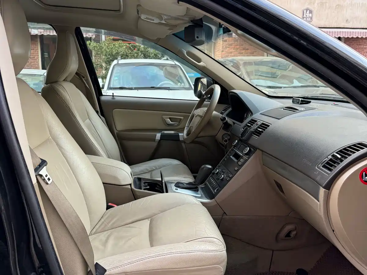 Volvo XC90 2012 2012 2.5T Nordic Luxury Edition