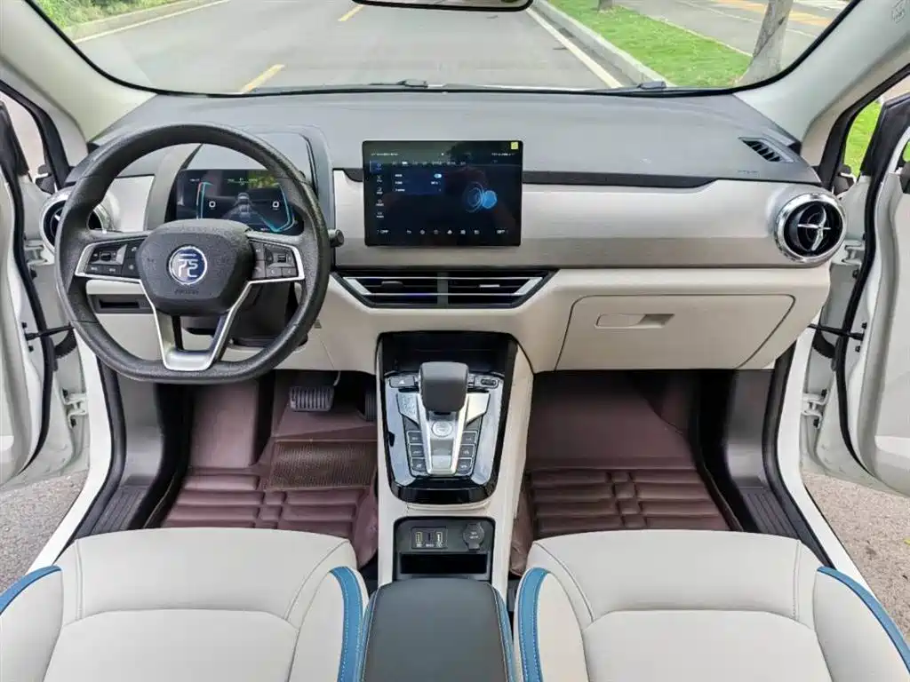 BYD Yuan Pro 2023 401KM Premium фото 8