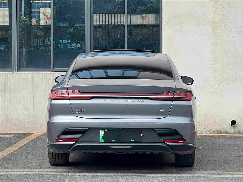 Фото 8 - BYD Han