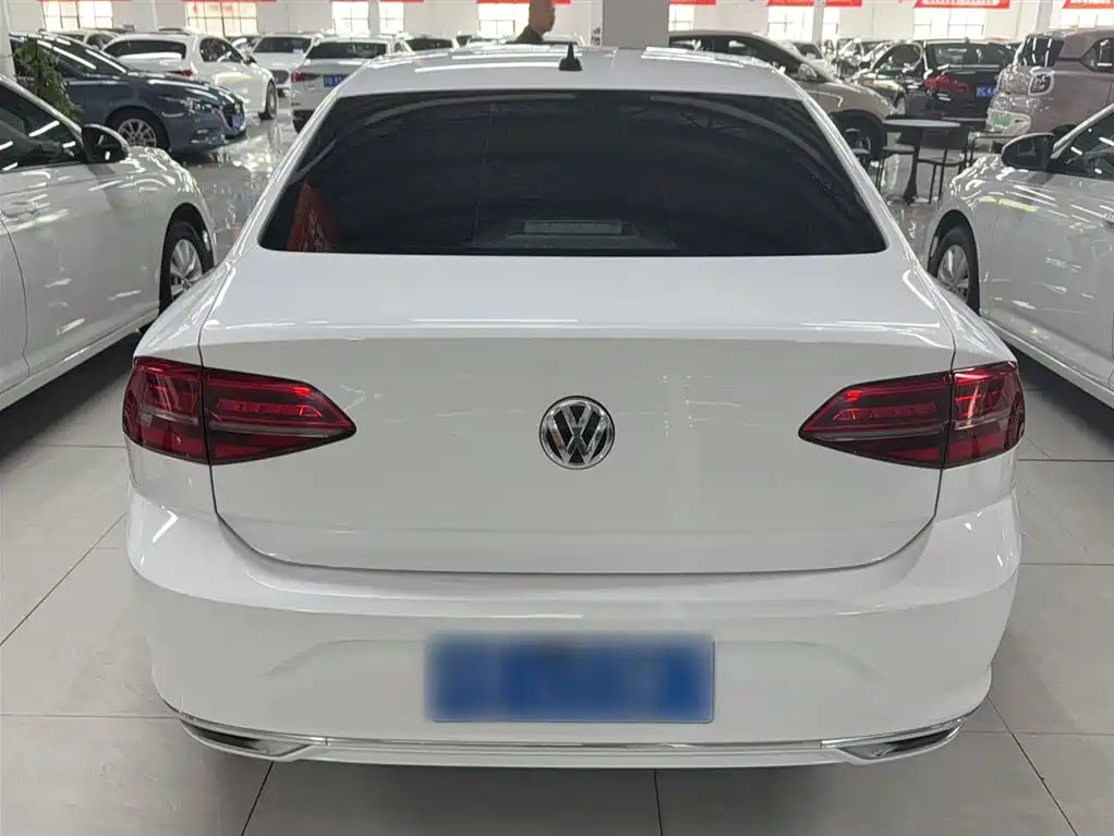 Volkswagen Lamando 2021 280TSI DSG Comfort Edition фото 12