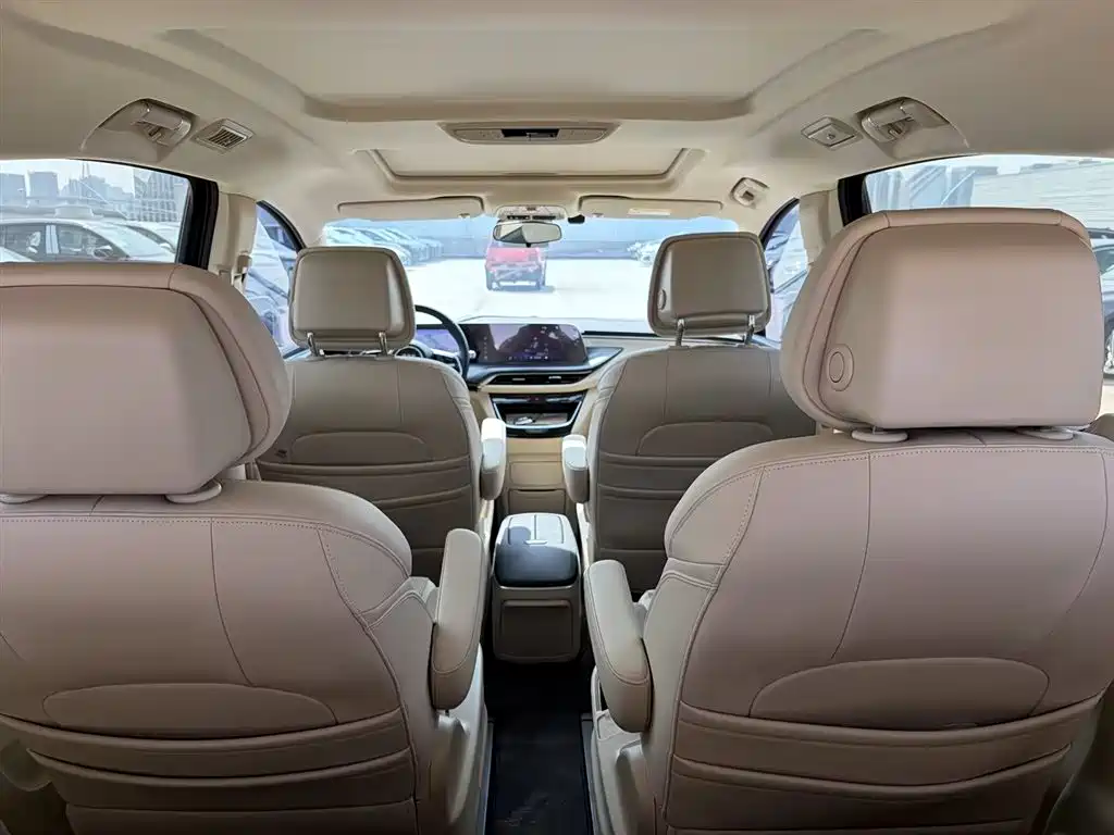 Buick GL8 New Energy 2025 Landlux Smart Edition 7-seater фото 15