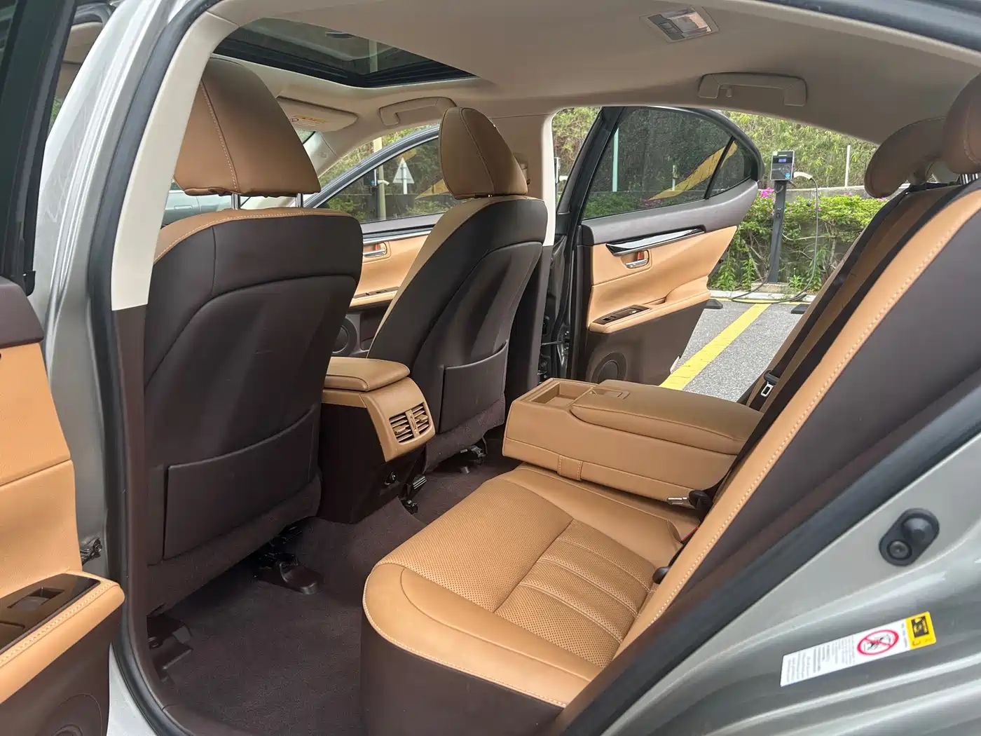 Lexus ES 2015 200 Elite Edition фото 11