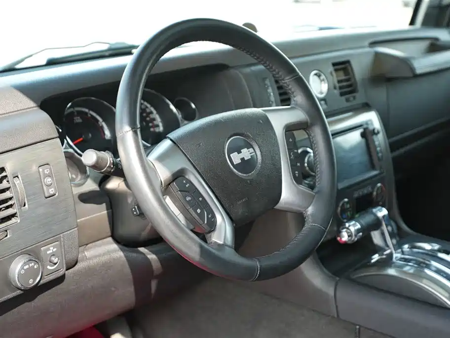 Hummer H2 2010 2008 Model 6.2 AT
