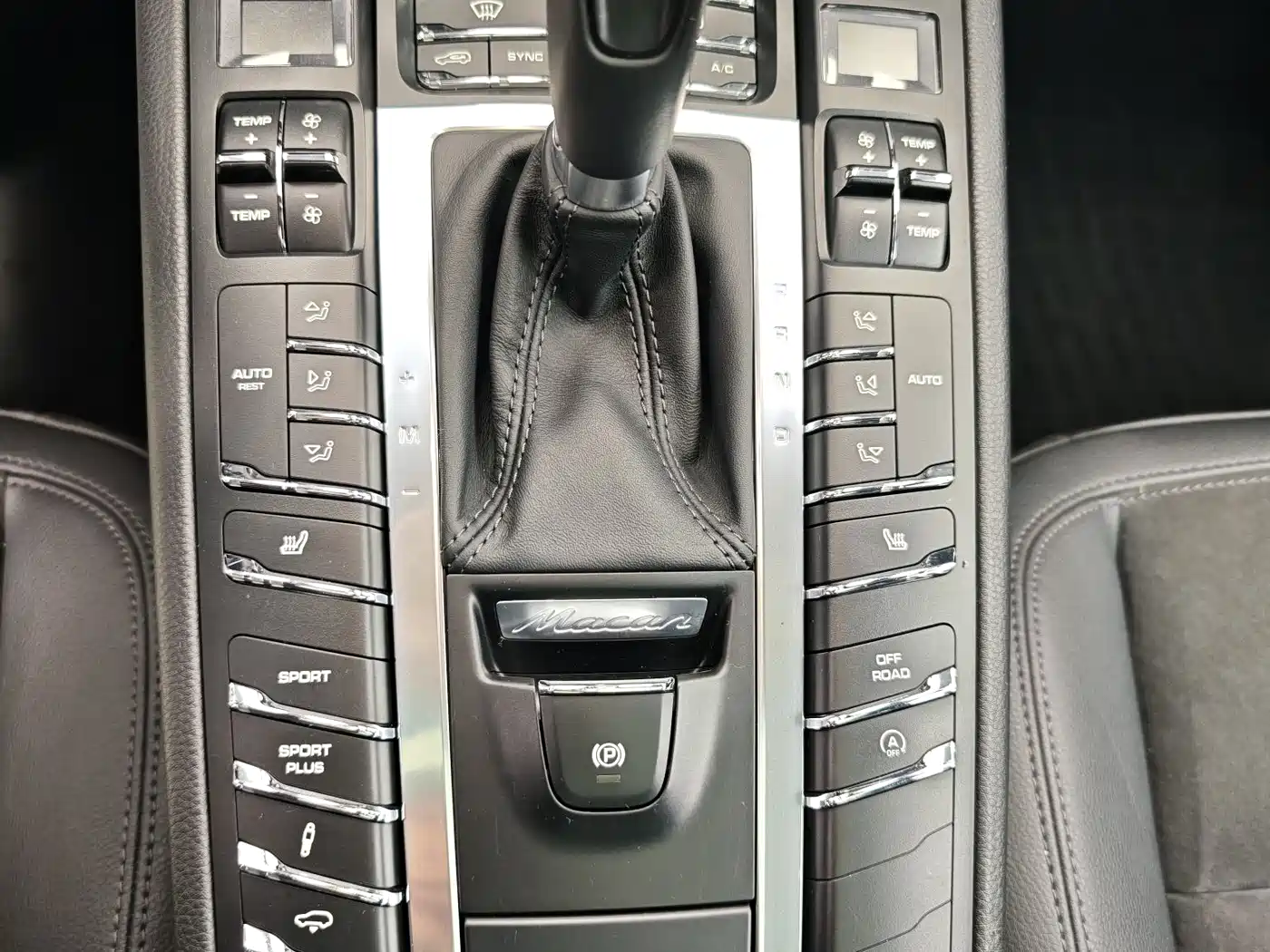 Porsche Macan 2014 Macan S 3.0T фото 9