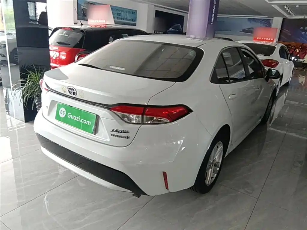 Toyota Levin 2021 Dual Engine 1.8H E-CVT Luxury Edition фото 7