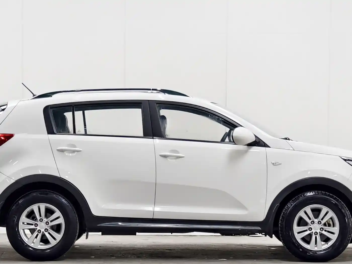 Kia Sportage 2015 2.0L Automatic 2WD GL фото 8