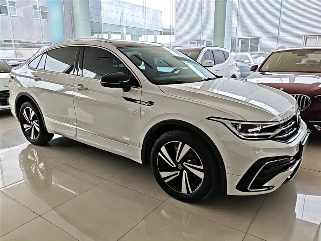 Volkswagen Tiguan X 2022 330TSI 2WD Flagship Edition фото 4