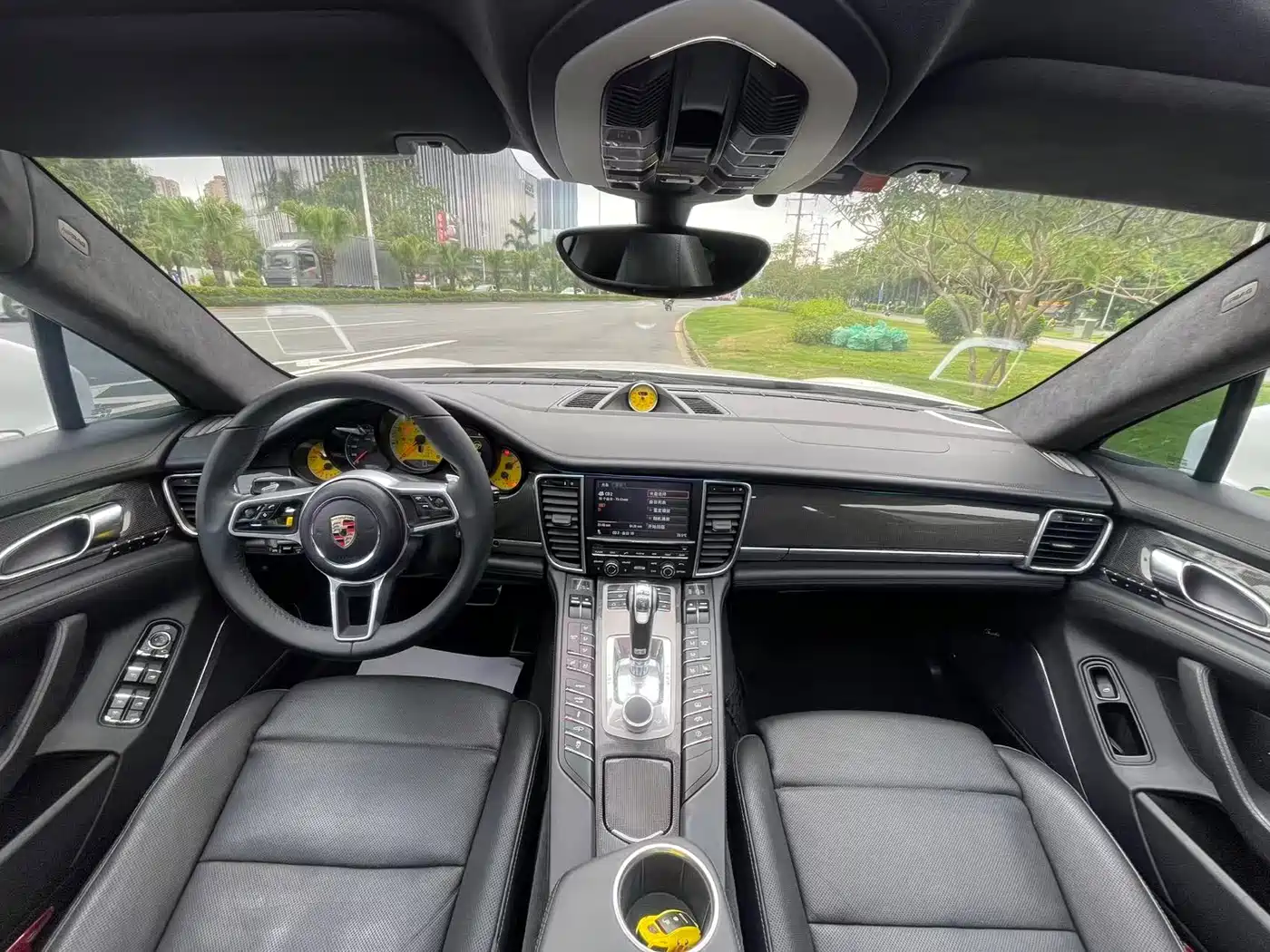 Porsche Panamera 2010 Porsche Panamera Turbo 4.8T фото 14