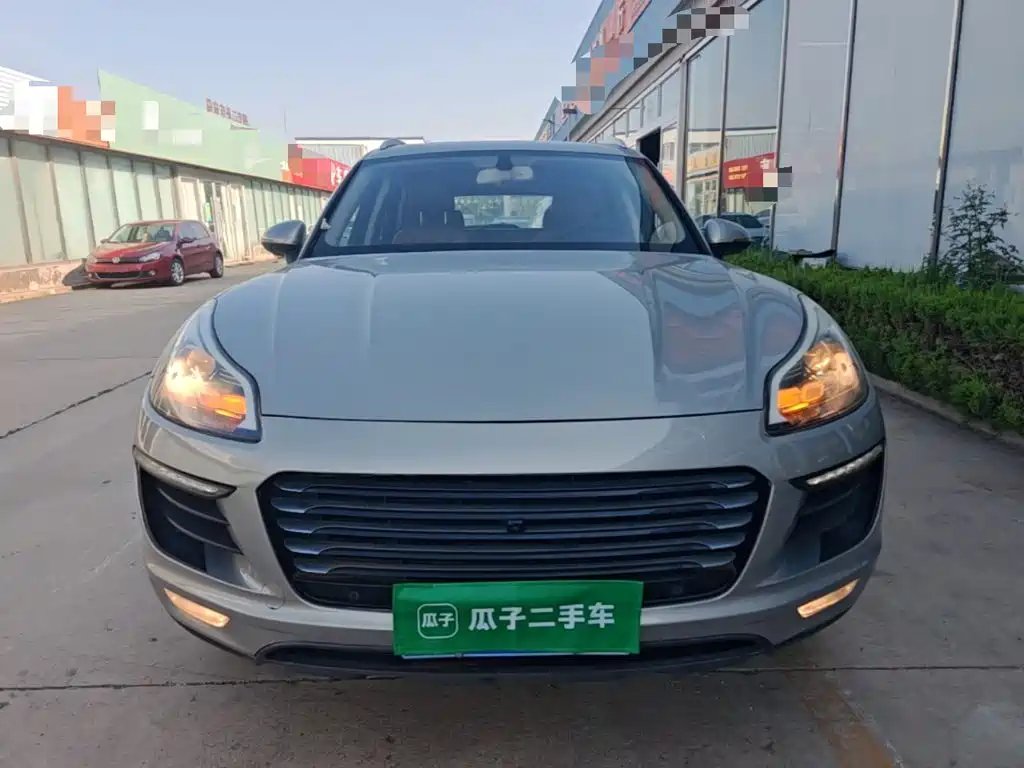2018 Zotye SR9