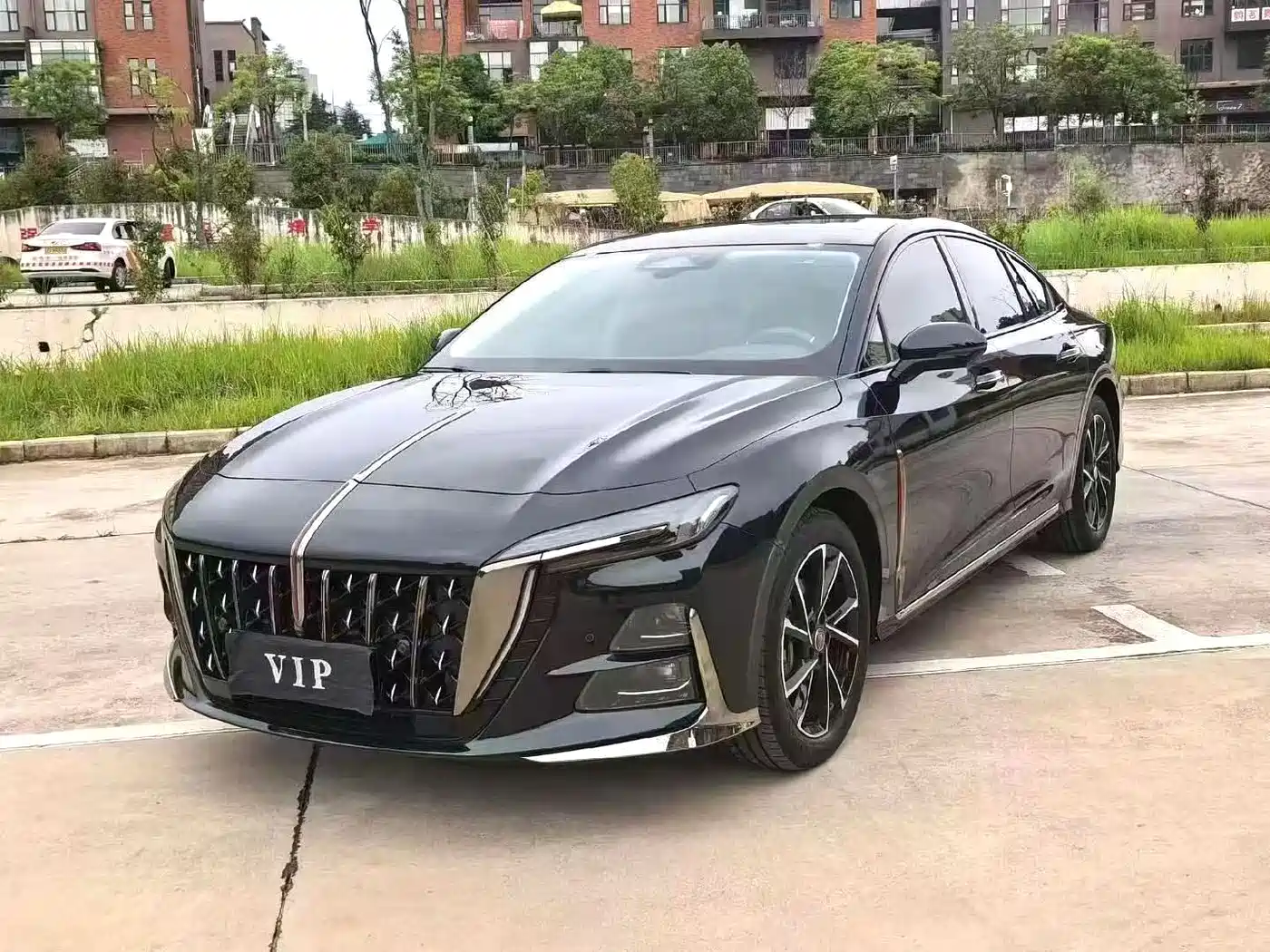 Hongqi H6 2024 2024 Model 2.0T Elegance Edition