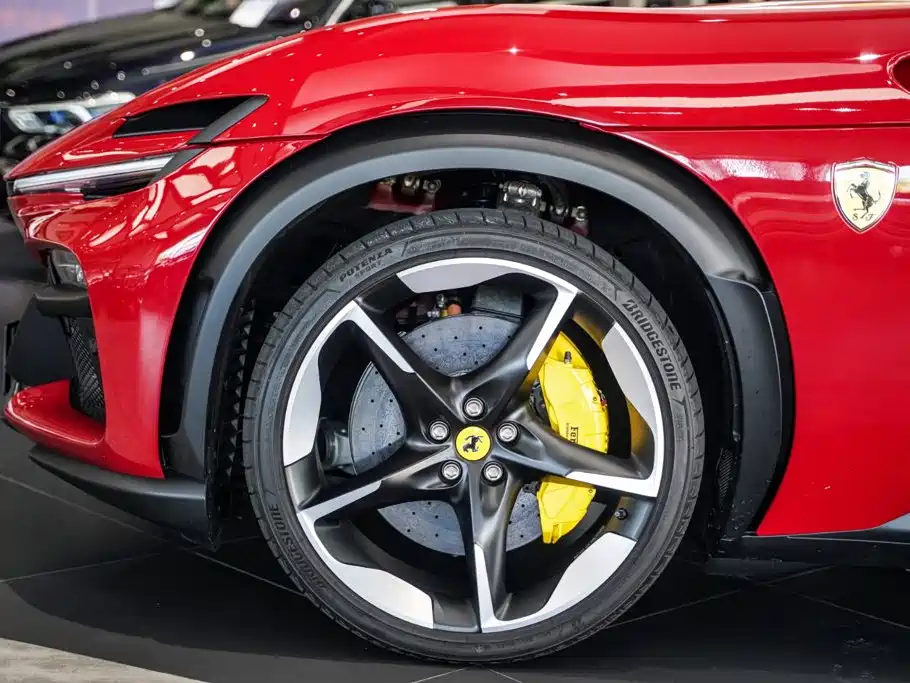 Ferrari Purosangue 2025 2023 6.5L V12