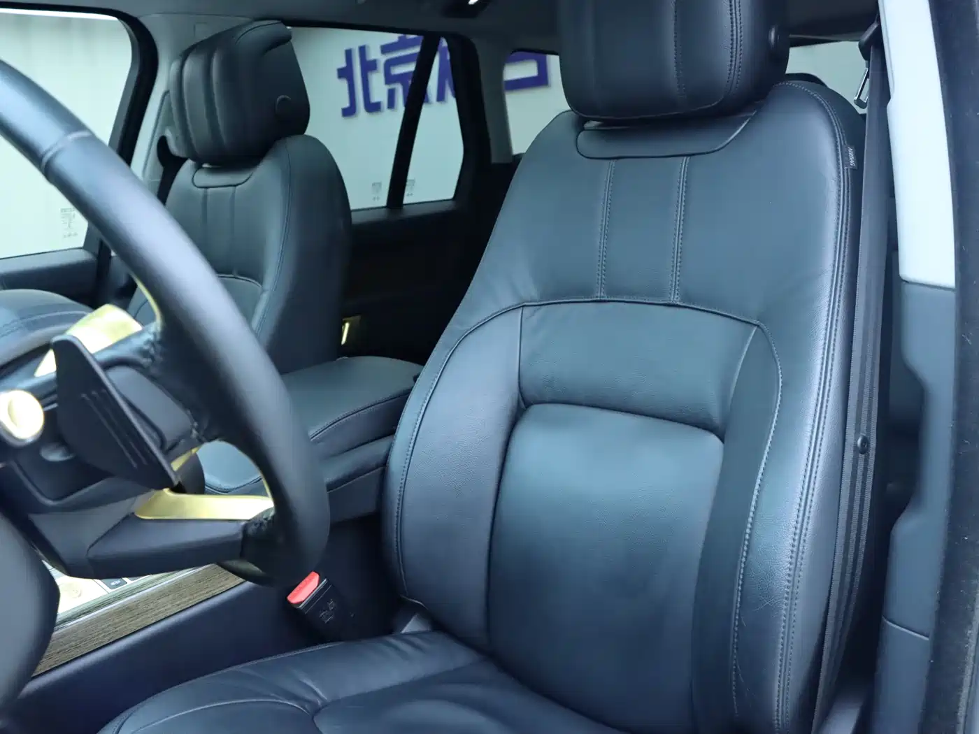 Land Rover Range Rover 2018 3.0 SC V6 Golden Age Edition фото 7