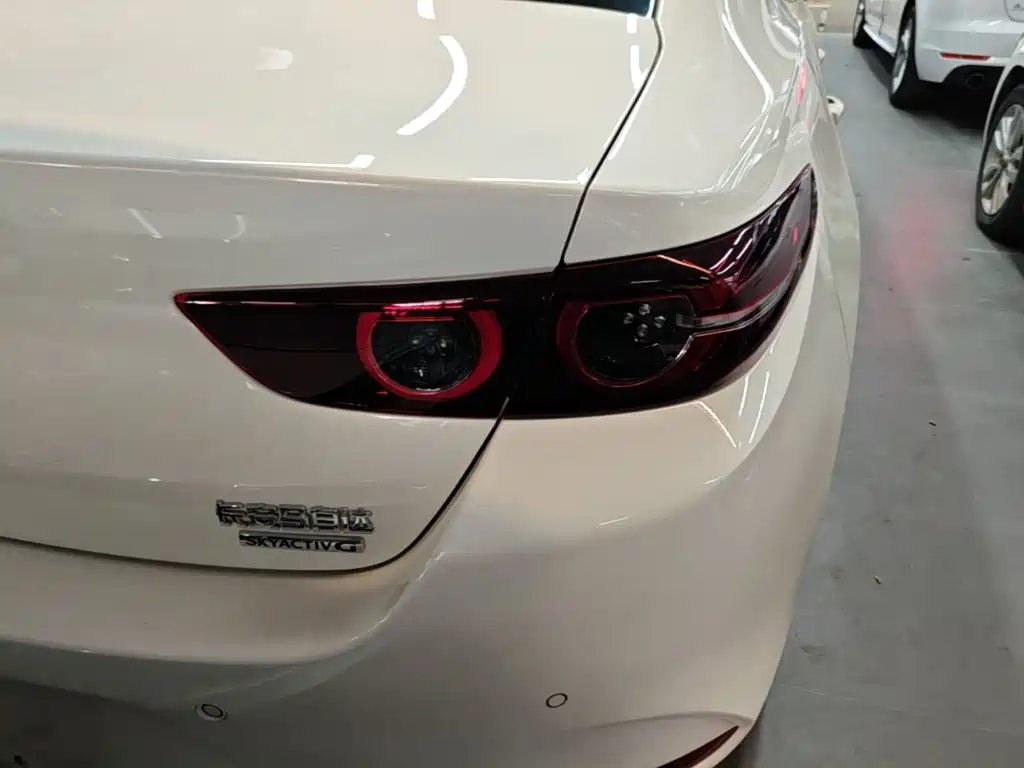 Mazda Mazda3 Axela 2025 2023 2.0L Auto Zhiyao