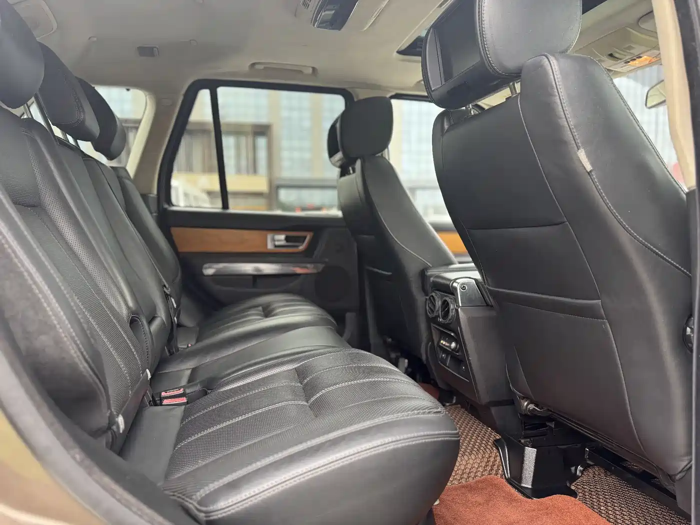 Land Rover Range Rover Sport 2013 5.0 NA V8 HSE фото 7