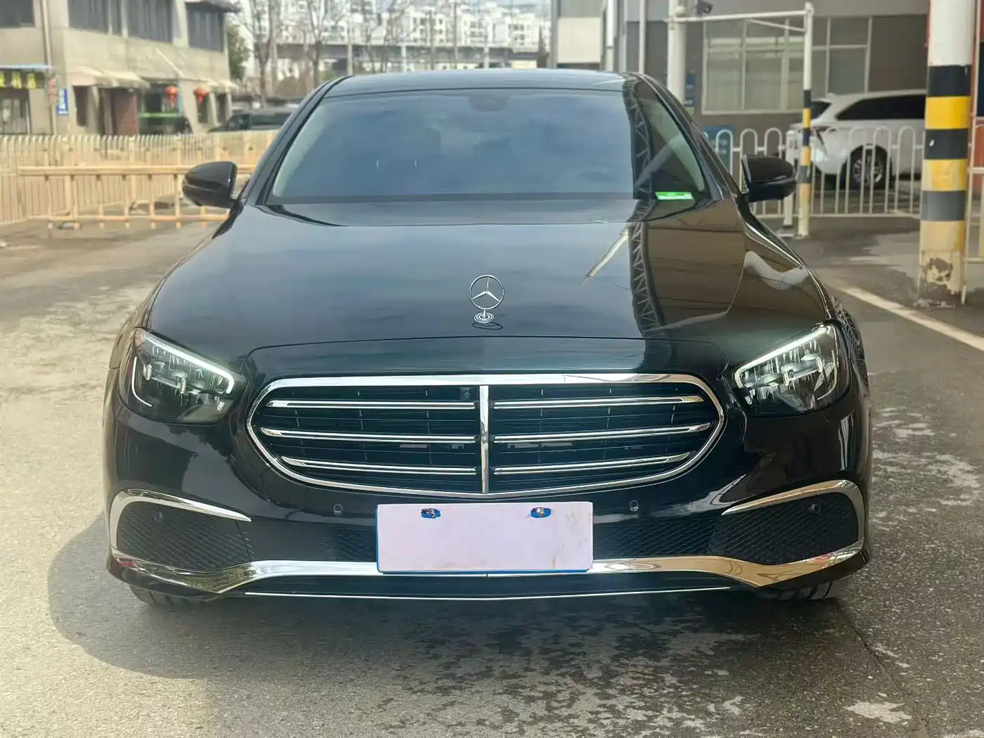  E CLASS