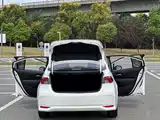 Фото 8 - Toyota Corolla