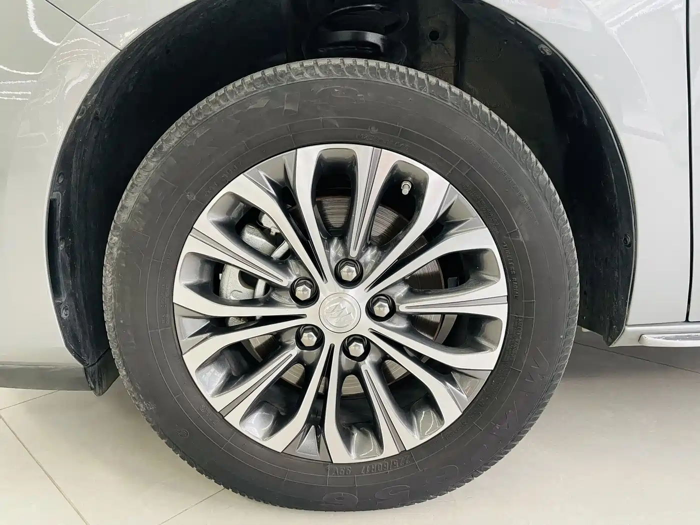 Buick GL8 2023 Facelift Land Business Class Luxury фото 3