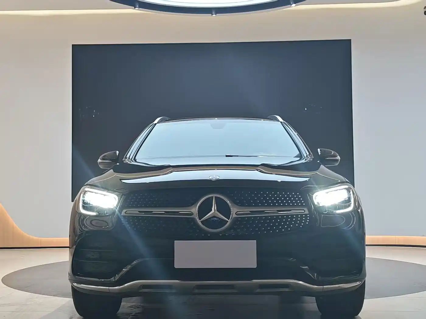 Mercedes-Benz GLC 2020 GLC 260 L 4MATIC Luxury фото 2