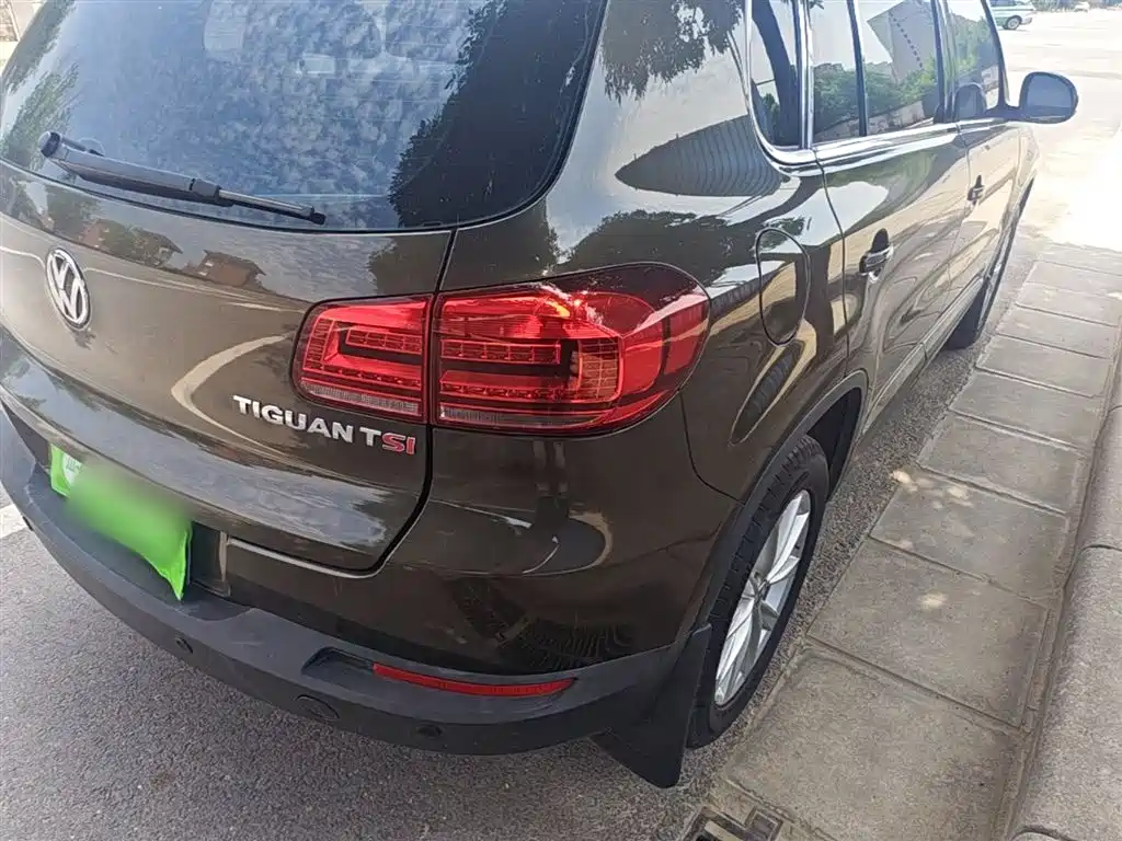 Volkswagen Tiguan 2015 1.8TSI Automatic 2WD Comfortline фото 8