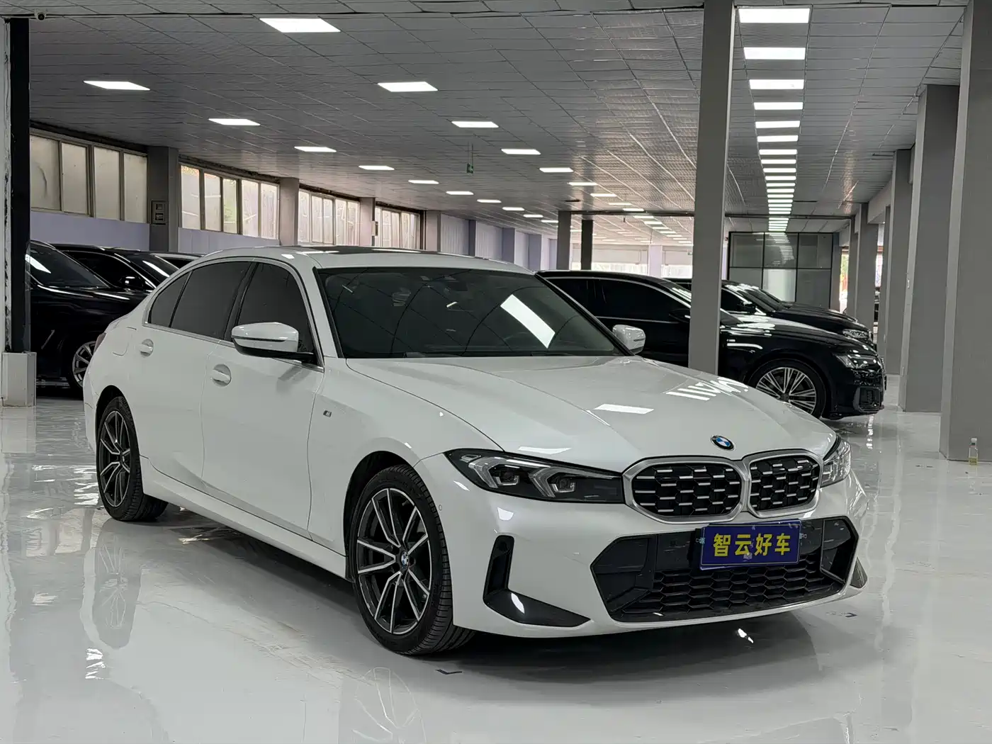 BMW 3-SERIES
