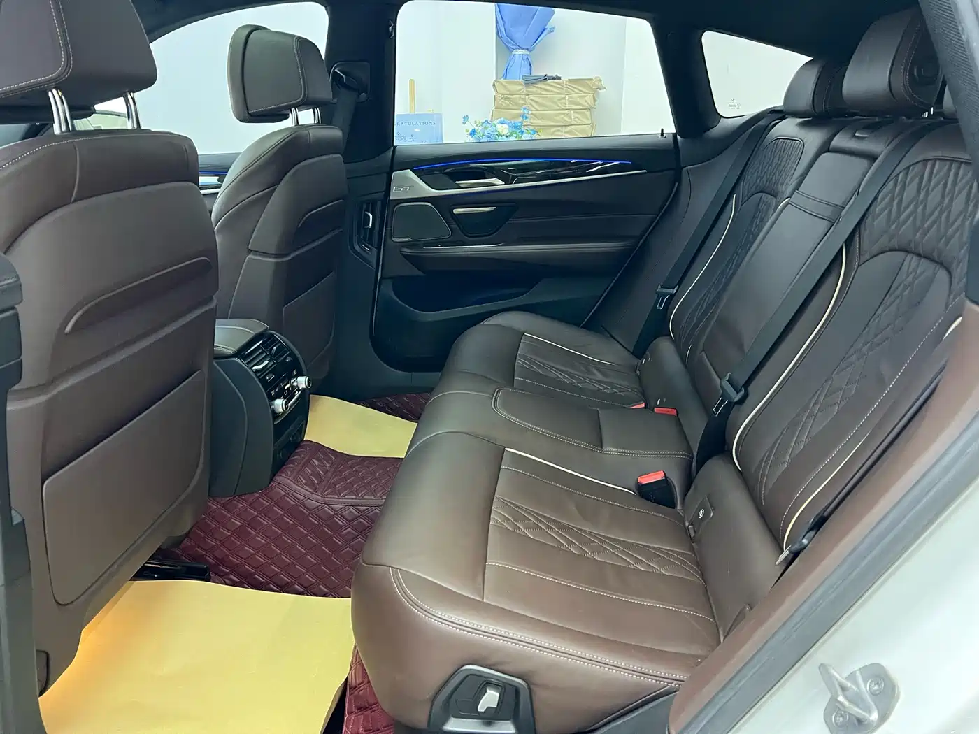 BMW 6 Series GT 2018 640i xDrive M Sport Package фото 9