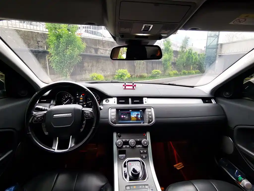 Land Rover Range Rover Evoque 2018 200PS PURE New Style фото 8