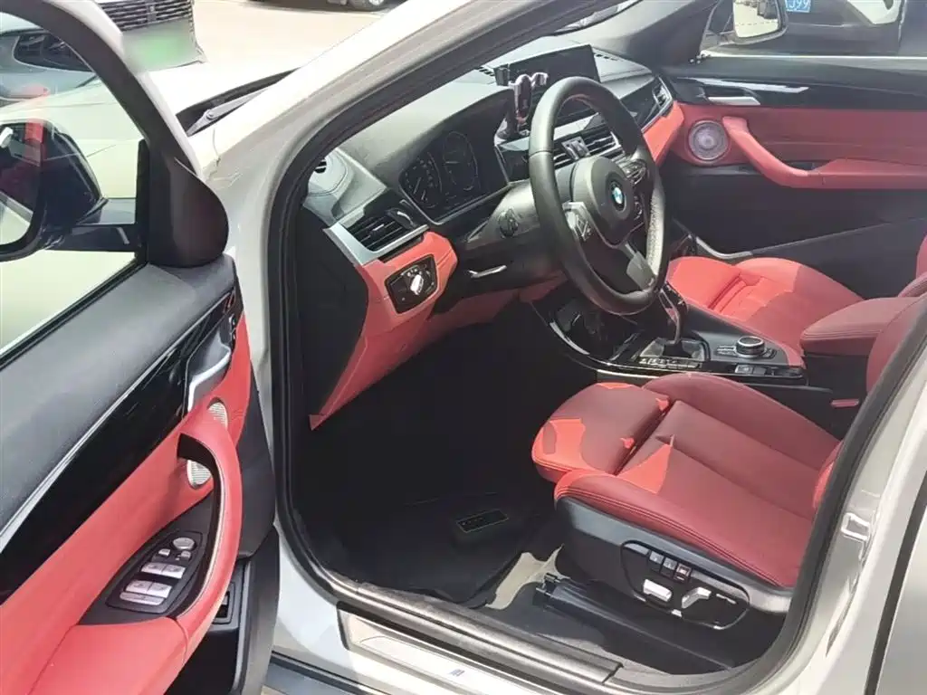 BMW X2 2021 sDrive25i Leading M Off-Road Package фото 16