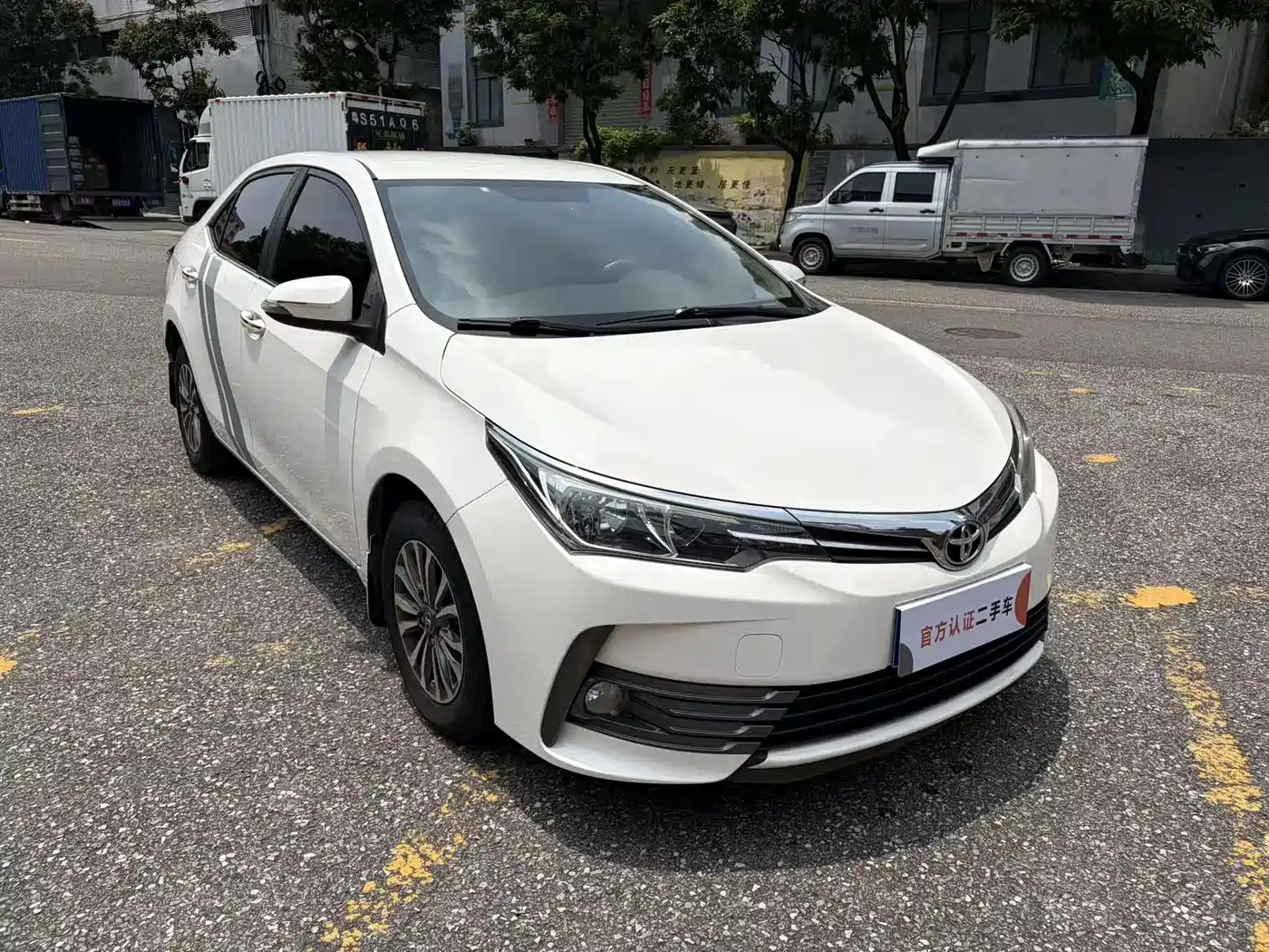 Toyota Corolla 2018 1.2T S-CVT GL Smart Edition фото 3