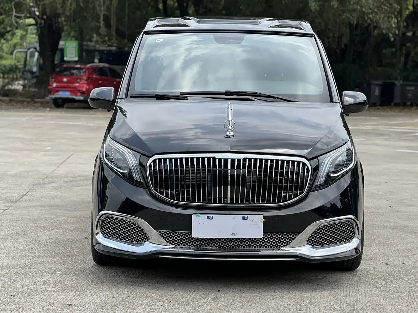Mercedes-Benz Vito 2023 2.0T Business 7-Seater фото 2