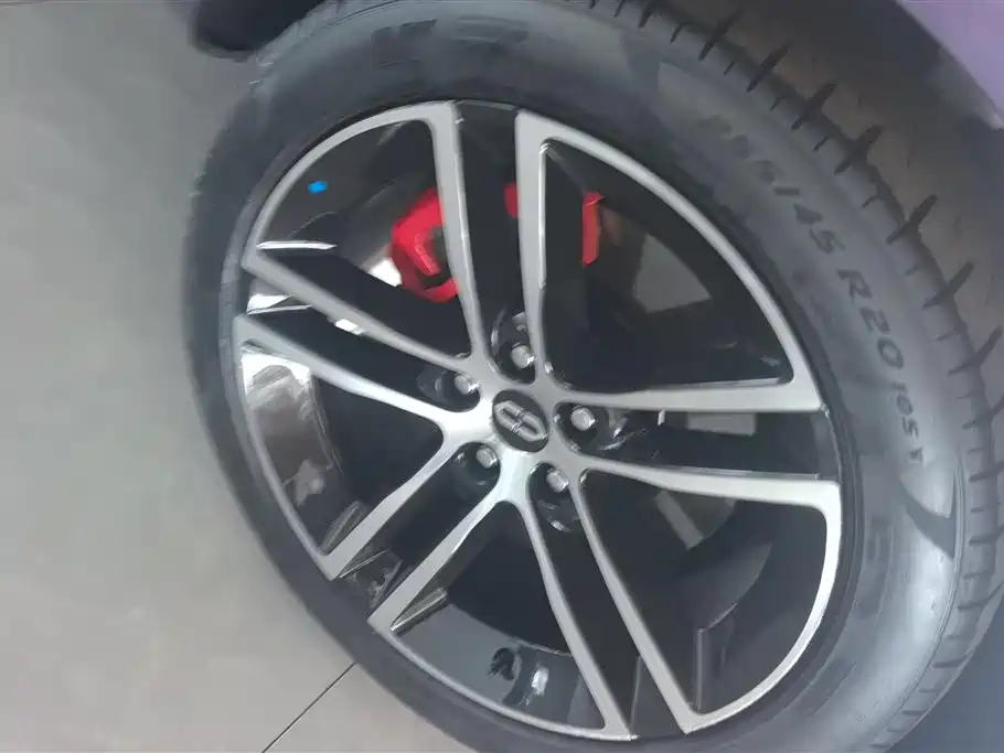 AITO Wenjie AITO M5 2025 Extended Range Ultra AWD фото 6