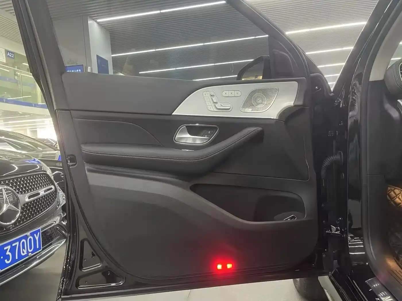 Mercedes-Benz GLE Coupe 2024 GLE 350 4MATIC Coupe SUV Luxury фото 7